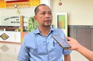 7564Wakil-ketua-DPRD-TAF-APBD-Pekanbaru-2026-halloriau