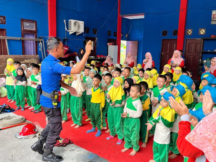 976449CE-59FB-425E-BCFF-CD39DB9CCC8F